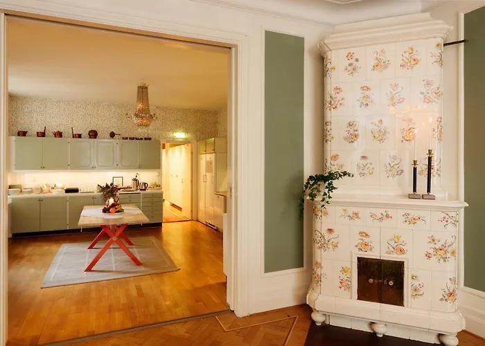 Home Hotel Wellington